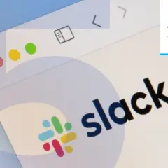 Logo Slack na ekranie komputera. Dowiedz się, slack co to za narzędzie do komunikacji w pracy.