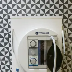 Dentysta bez stresu? Odkryj gaz rozweselający i sedację wziewną