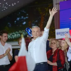 Słupski eksperyment Biedronia: Finanse, wizerunek i kontrowersje
