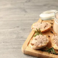 Najzdrowszy smalec: porównanie tłuszczów zwierzęcych i ich korzyści