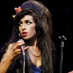Amy Winehouse, ikona stylu i muzyki, która na zawsze pozostanie w klubie 27.
