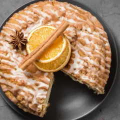 Pyszne ciasto cynamonowe z lukrem, pomarańczą i anyżem. Idealne na jesienne popołudnie.