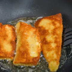 Nigdy więcej suchej ryby! Idealny czas smażenia na patelni