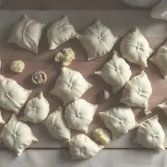 Ile pierogów z 1 kg mąki? Od 100 do 150! Mój przepis i porady.