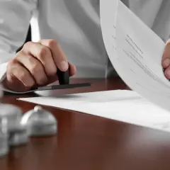 Spółka publiczna: Definicja, zasady i dlaczego to ważne dla Ciebie
