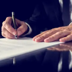 Testament u notariusza co potrzebne - uniknij problemów z dokumentami