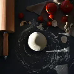 Ile drożdży do pizzy, aby uzyskać idealne ciasto i smak?