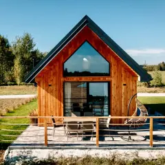 Mazurskie domki SPA: Prywatne jacuzzi, sauna i balia - Twój relaks