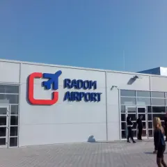 Kto wymyślił lotnisko Radom? Poznaj kluczowe postacie i ich rolę