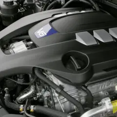 Motor V6 Maserati. ¿Como saber los CV de mi coche? Busca la etiqueta del motor o consulta el manual.