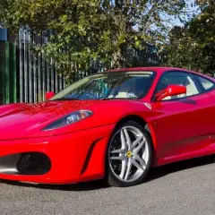 Ferrari w Polsce: Ile naprawdę kosztuje najtańszy model?