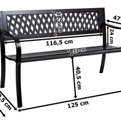Czarna ławka ogrodowa z wymiarami: wysokość 77 cm, długość 116,5 cm, szerokość 49,5 cm.