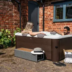 MSpa jacuzzi: Przenośny luksus. Jak wybrać idealny model? Poradnik.