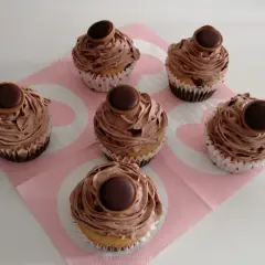 Muffiny z Toffifee: Jak zrobić idealne z płynnym sercem?