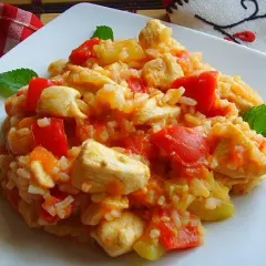 Ile kalorii ma risotto z kurczakiem i warzywami? Zaskakujące wartości!