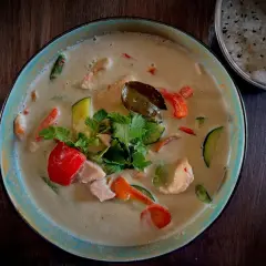 Które curry jest najłagodniejsze? Odkryj smaki bez ostrości!