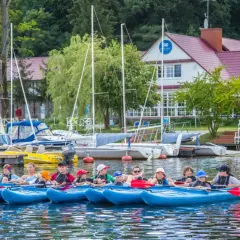 Zalew Zegrzyński: Atrakcje, plaże, sport i relaks. Co musisz wiedzieć?