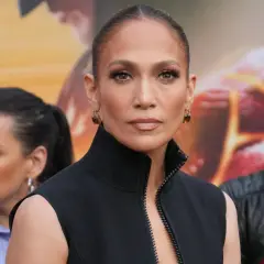 Jennifer Lopez, gwiazda wielu filmów, na premierze.