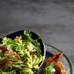 Pâtes au Pesto Maison : Recette Facile, Astuces & Variations Créatives