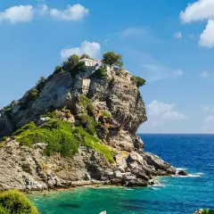 Mamma Mia jaka wyspa: odkryj piękno Skopelos i jego atrakcje