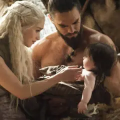 Emilia Clarke i Jason Momoa – ich wspólne filmowe projekty