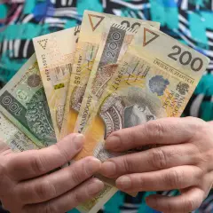 Jak dostać rentę? Kluczowe informacje o wniosku i dokumentach