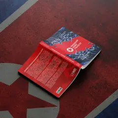 Książki o Korei Północnej: "Prawdziwa Korea Północna" autorstwa Andreia Lankova, analizująca ten unikalny reżim.