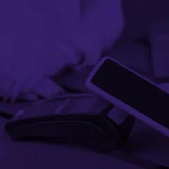 Zbliżenie na płatność zbliżeniową telefonem. Dowiedz się, jak sprawdzić numer karty kredytowej w aplikacji.
