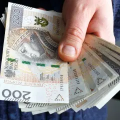 Jaką emeryturę można otrzymać przy zarobkach 7000 zł brutto?