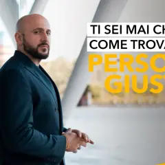 Uomo con barba in giacca blu riflette su come capire se è la persona giusta.