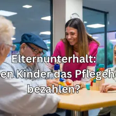 Senioren spielen mit einer Betreuerin. Die Frage nach den Pflegekosten für Kinder und ob sie für das Pflegeheim aufkommen müssen, beschäftigt viele Familien.