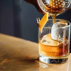 Czemu po whisky nie ma kaca? Odkryj tajemnice braku kaca