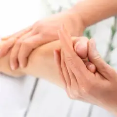 Rekonwalescencja po operacji haluksa: poradnik krok po kroku