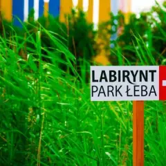 Labirynt Łeba atrakcje: Odkryj niezwykłe przeżycia dla całej rodziny