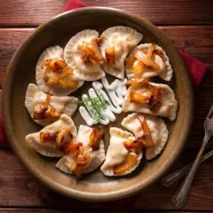 Zarobki w pierogarni: poznaj realne zyski z własnego biznesu gastronomicznego