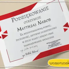 Dyplom z podziękowaniami dla rodziców od wychowawcy klasy za pomoc i zaangażowanie w życie szkoły.