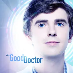 Zbliżenie na twarz doktora Shauna Murphy'ego z błękitnymi oczami. Napis "the Good Doctor" sugeruje nadchodzący sezon 7.