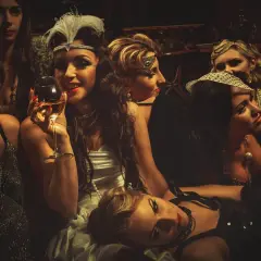 Impreza w stylu lat 40.? Stwórz niezapomniany klimat retro!