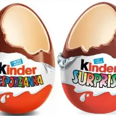 Dwa jajka Kinder Niespodzianka, jedno z napisem "NIESPODZIANKA", drugie "SURPRISE".