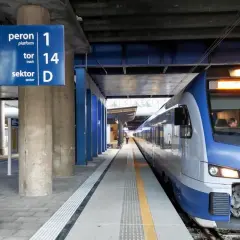 PKP Intercity Kraków: Skąd odjeżdża? Bezstresowa podróż!
