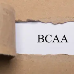 BCAA przed czy po treningu - kiedy najlepiej je przyjmować?