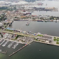 Gdzie zaparkować przy oceanarium w Gdyni? Sprawdź dostępne opcje