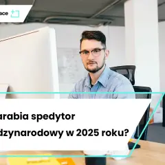 Ile zarabia asystent spedytora? Poznaj widełki i podnieś pensję.