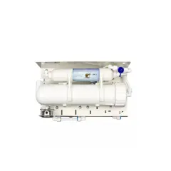 Système de filtration d'eau par osmose inverse. Découvrez les avantages et inconvénients de cette technologie pour une eau pure.