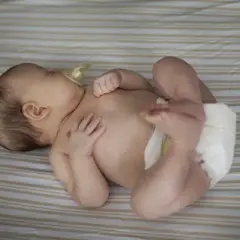 Pampers 2 od kiedy? Kiedy zmienić pieluchy w zależności od wagi dziecka
