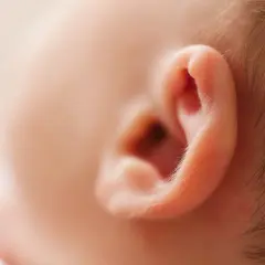 Zapalenie ucha u dziecka – kiedy można wychodzić na dwór?