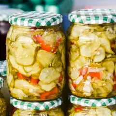 Sałatka szwedzka przepis jak zrobić – prosta metoda na smaczny dodatek