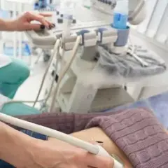 Badanie nerek u urologa: Bez stresu! Przewodnik krok po kroku