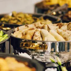 Ile można zarobić na cateringu? Zyski i koszty krok po kroku