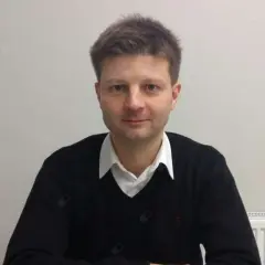 Gdzie przyjmuje dr Tomasz Konecki, urolog w Łodzi? Sprawdź adresy.
